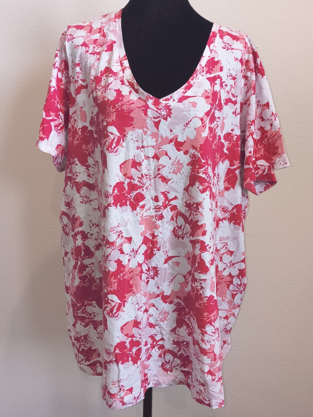 Roaman's Pink & White Floral V-Neck Tee